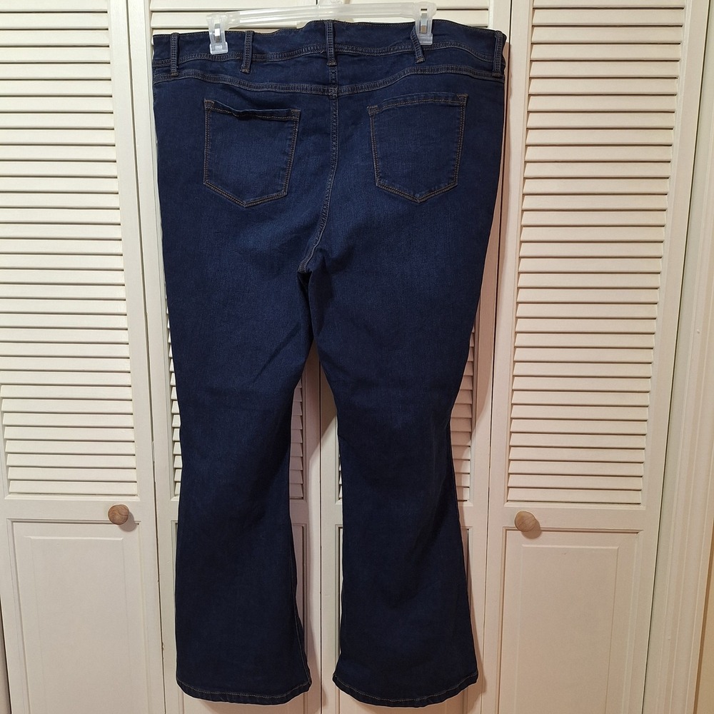 Torrid Luxe Slim Boot Super Stretch Jeans Dark Wash Blue Plus Size Denim - Picture 2 of 13